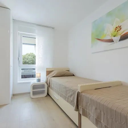 Velike Stine City Apartment Pula